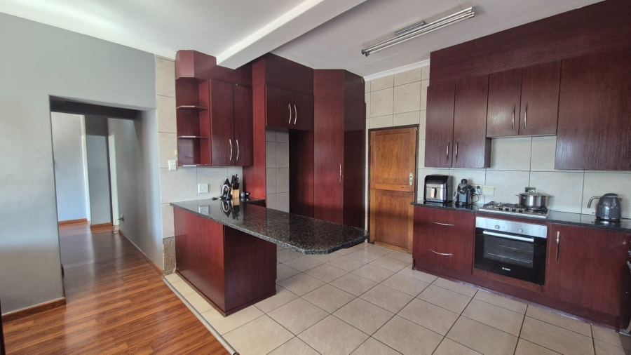 3 Bedroom Property for Sale in Roodia Free State